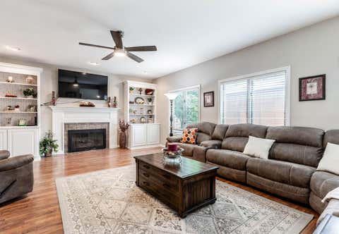 Tiny photo for 6909 Tonia Court, Evansville, IN 47710 (MLS # 202627659)