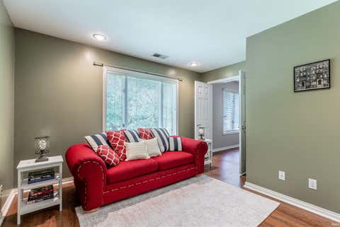 Tiny photo for 6909 Tonia Court, Evansville, IN 47710 (MLS # 202627659)