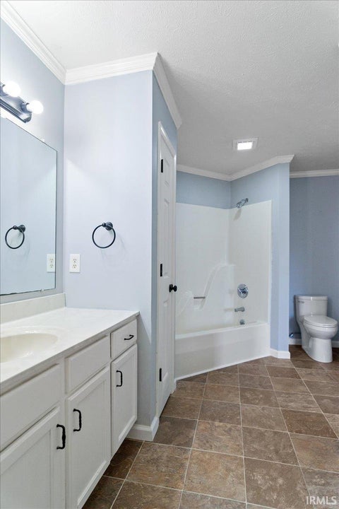 Tiny photo for 644 Woodall Drive, Evansville, IN 47711 (MLS # 202630138)