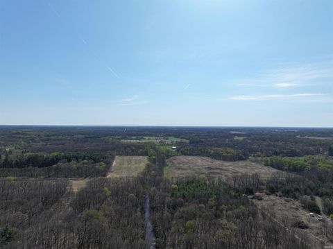 Tiny photo for 140 S 700 East Road, Knox, IN 46534 (MLS # 202618314)