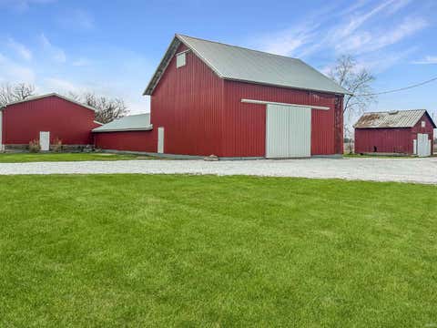 Tiny photo for 5181 N State Road 39 Road, Rossville, IN 46065 (MLS # 202603799)