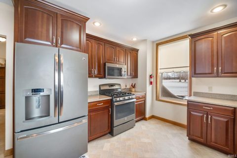 Tiny photo for 5181 N State Road 39 Road, Rossville, IN 46065 (MLS # 202603799)