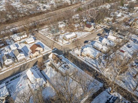 Tiny photo for 1301 Washington Street, Lafayette, IN 47905 (MLS # 202600559)