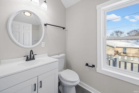 Tiny photo for 1301 Washington Street, Lafayette, IN 47905 (MLS # 202600559)