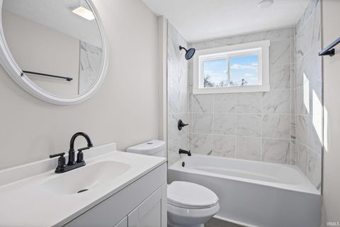 Tiny photo for 1301 Washington Street, Lafayette, IN 47905 (MLS # 202600559)