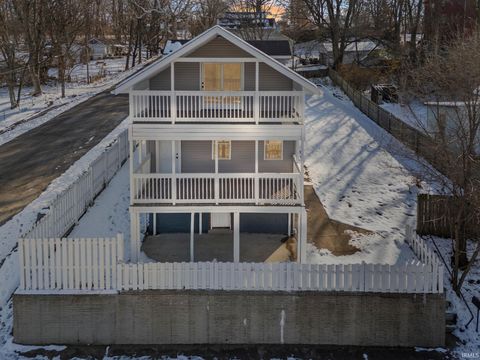 Tiny photo for 1301 Washington Street, Lafayette, IN 47905 (MLS # 202600559)