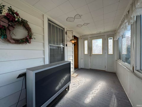 Tiny photo for 1411 N 12th Street, Vincennes, IN 47591 (MLS # 202612469)