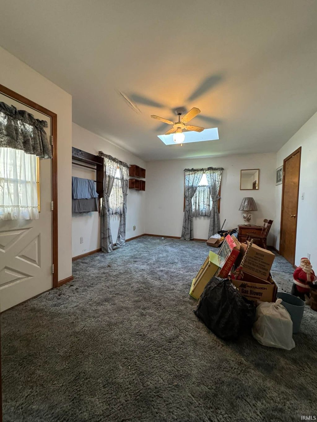 Photo of 1411 N 12th Street, Vincennes, IN 47501 (MLS # 202612469)