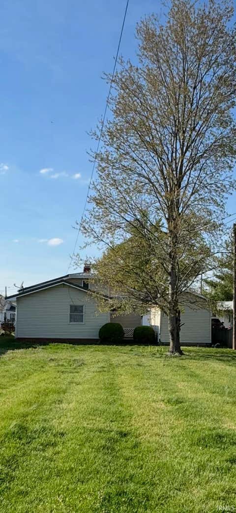 Tiny photo for 1411 N 12th Street, Vincennes, IN 47591 (MLS # 202612469)