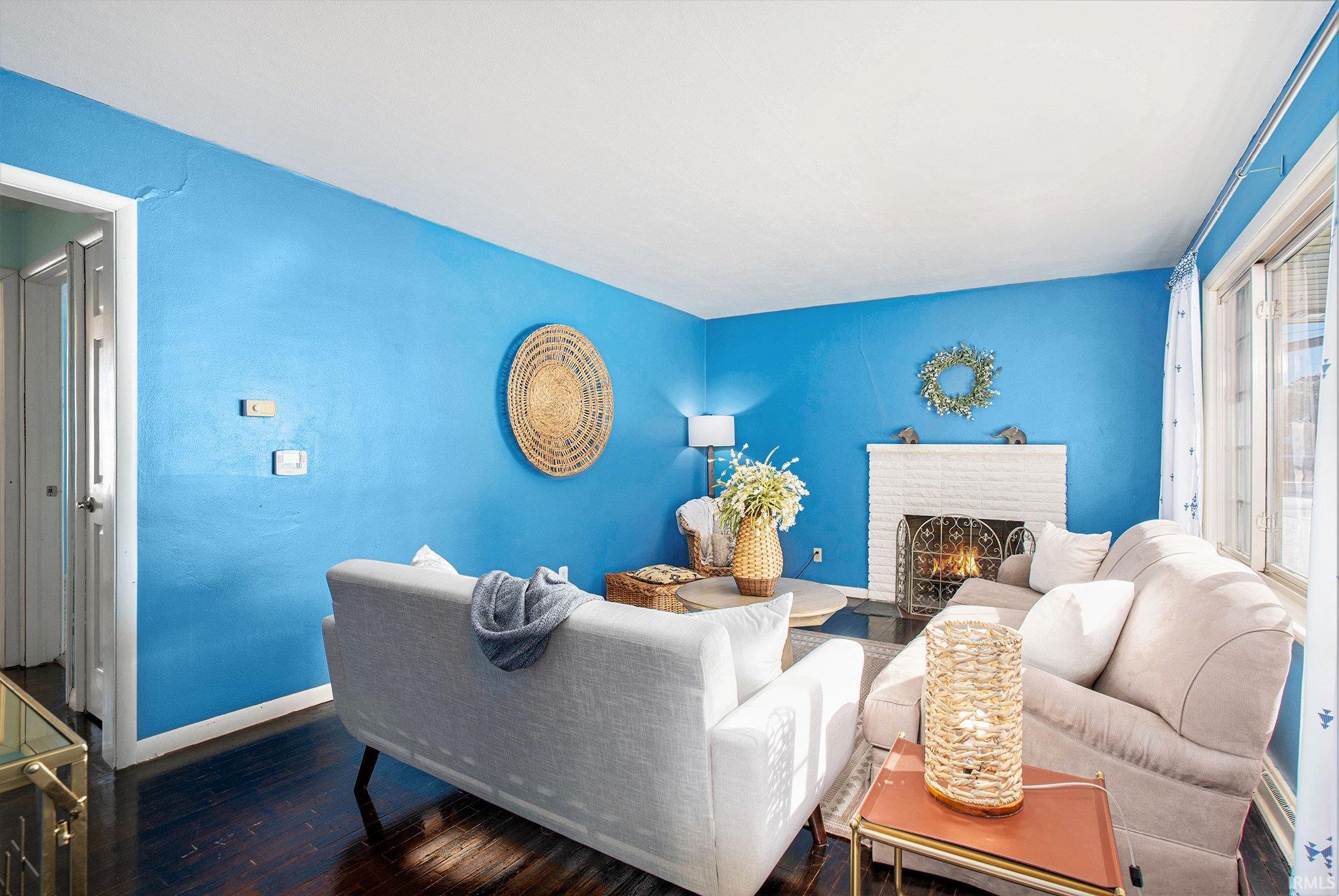 Elkhart, Indiana 46514, United States, 4 Bedrooms Bedrooms, ,2 BathroomsBathrooms,Residential,Active,169095