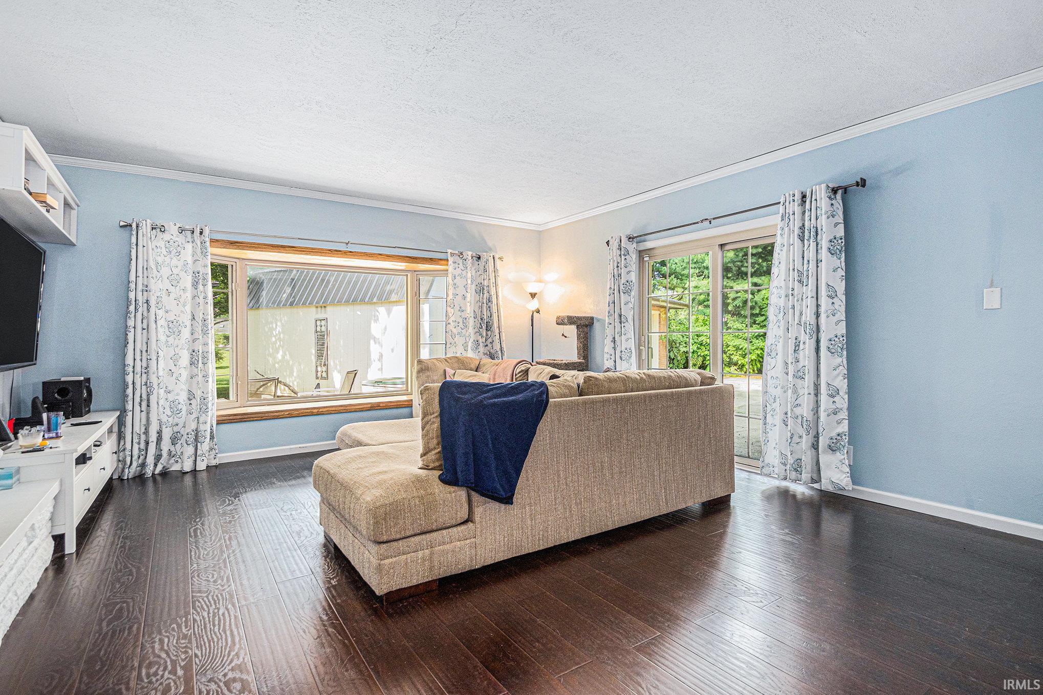 Elkhart, Indiana 46514, United States, 4 Bedrooms Bedrooms, ,2 BathroomsBathrooms,Residential,Active,169095