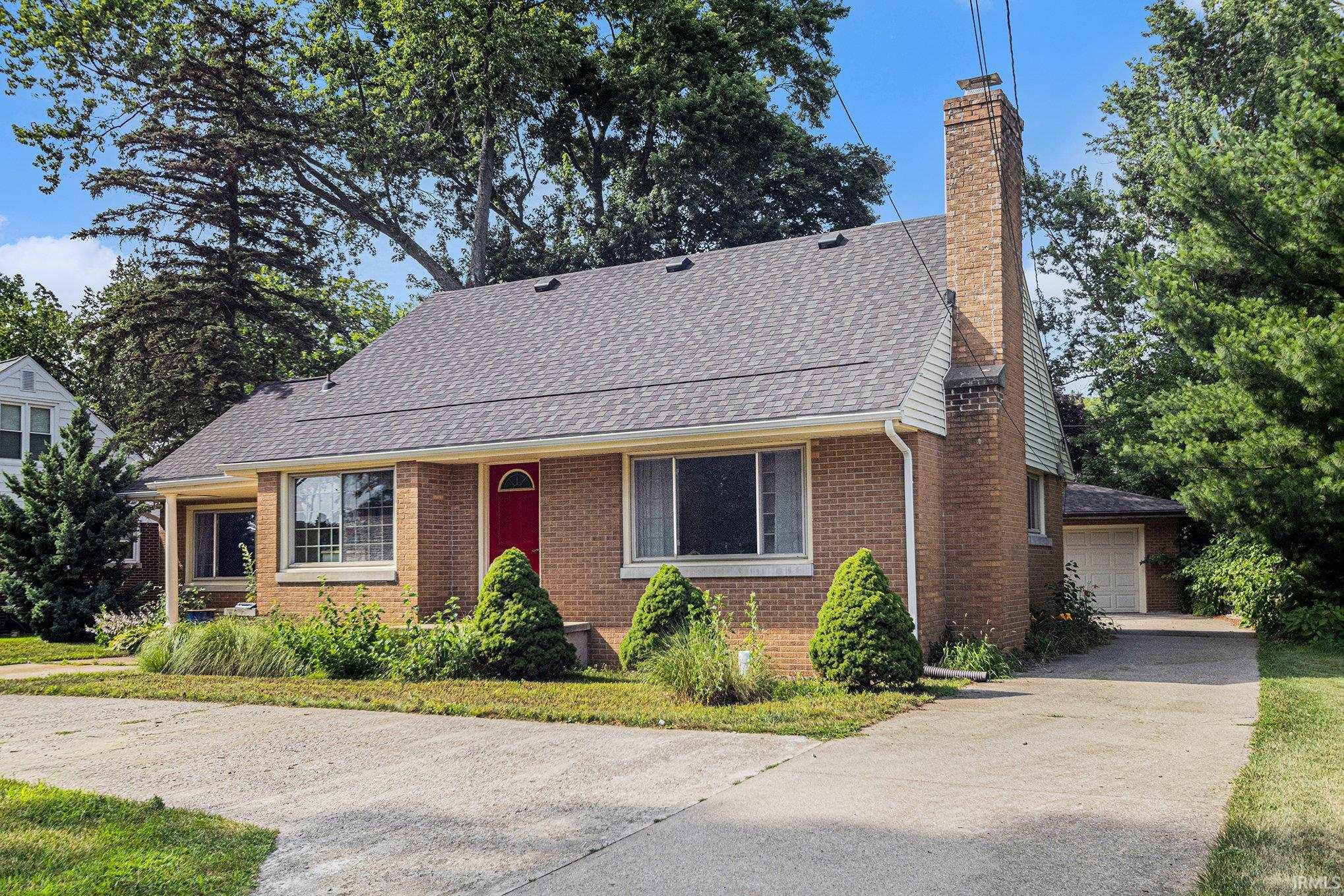 Elkhart, Indiana 46514, United States, 4 Bedrooms Bedrooms, ,2 BathroomsBathrooms,Residential,Active,169095