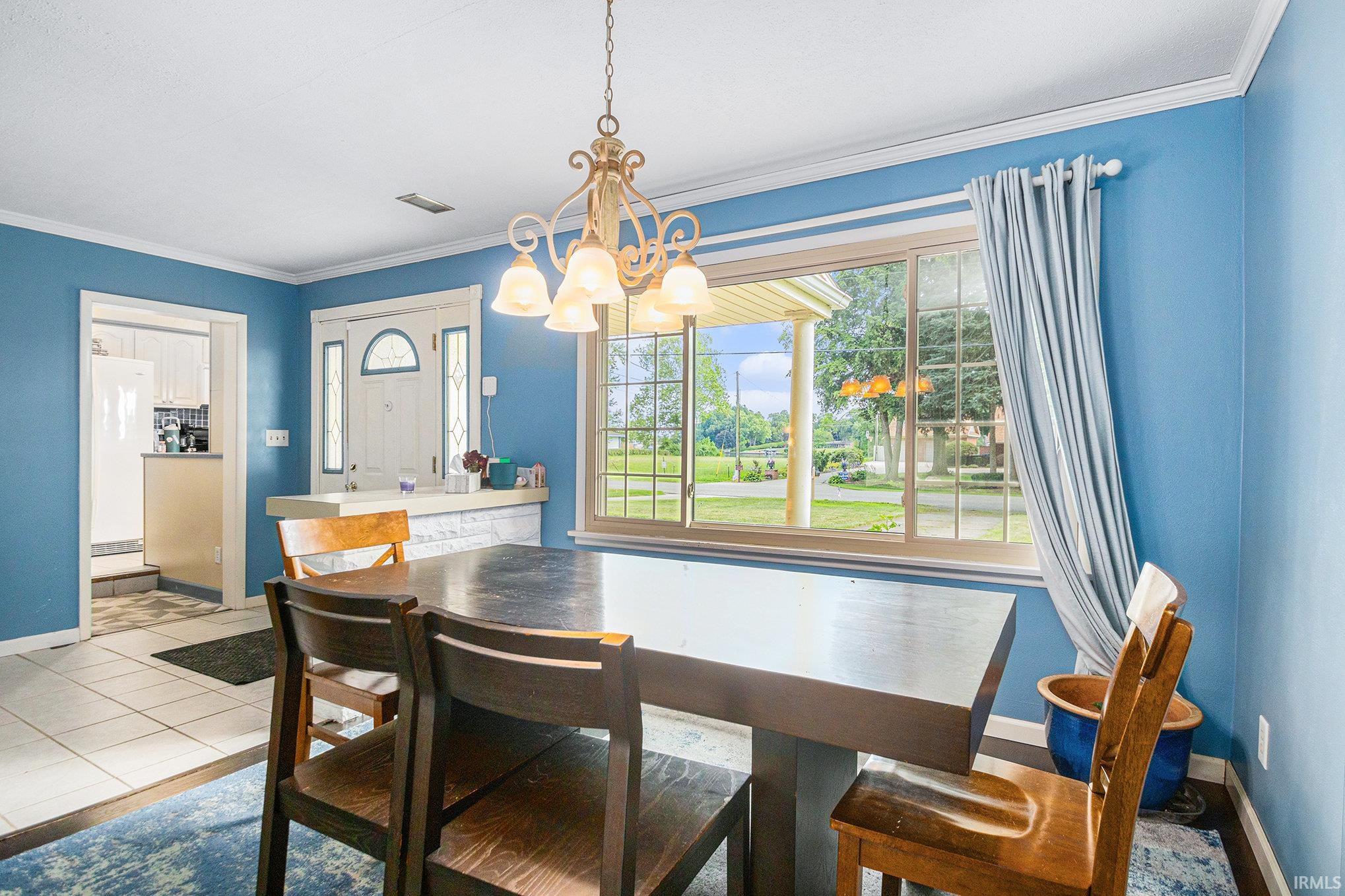 Elkhart, Indiana 46514, United States, 4 Bedrooms Bedrooms, ,2 BathroomsBathrooms,Residential,Active,169095