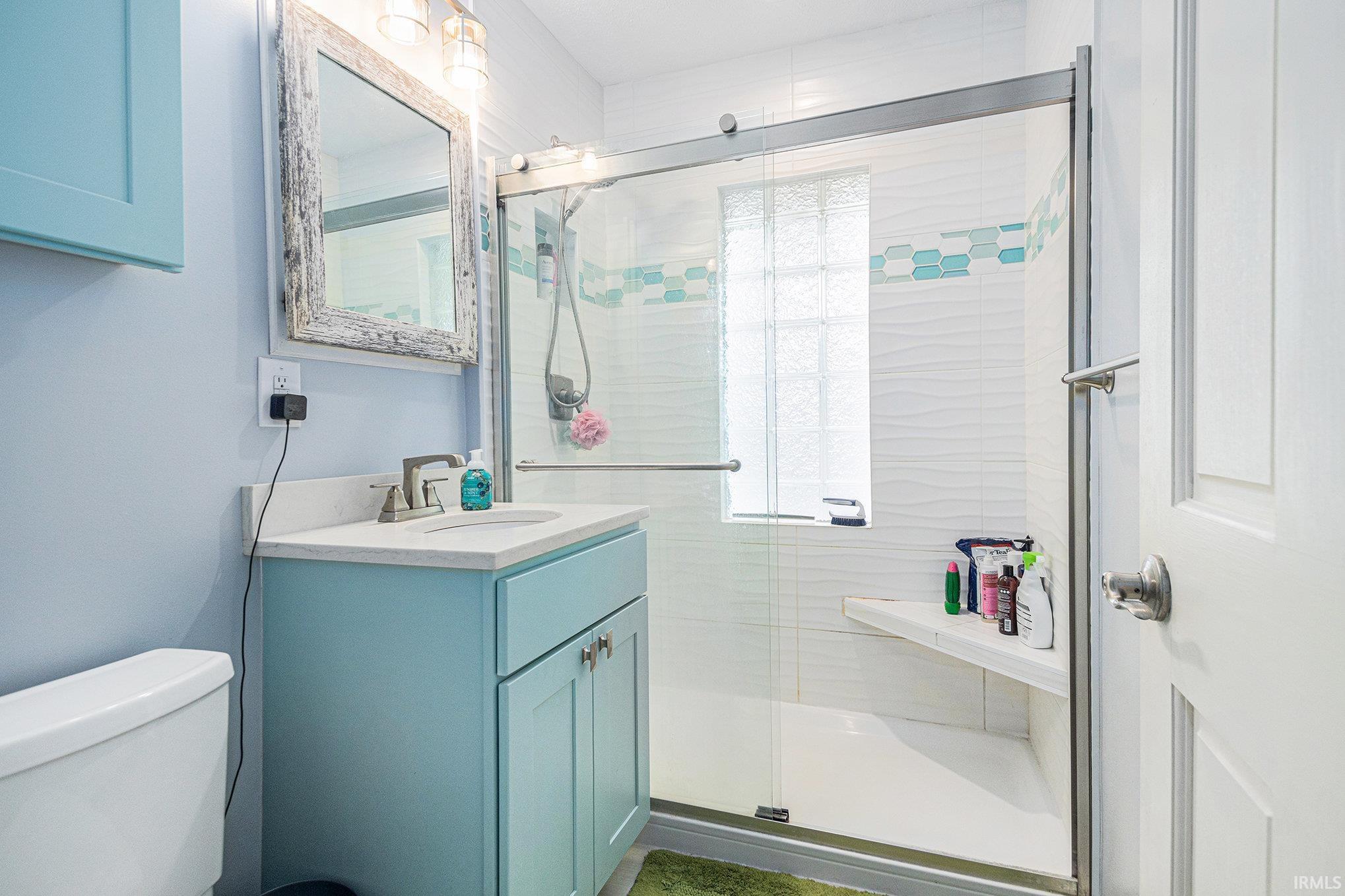 Elkhart, Indiana 46514, United States, 4 Bedrooms Bedrooms, ,2 BathroomsBathrooms,Residential,Active,169095