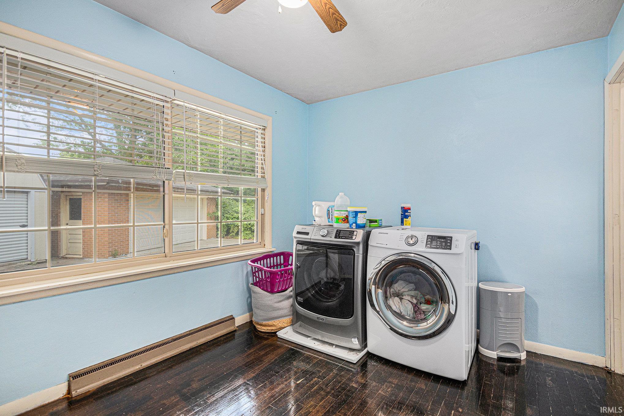 Elkhart, Indiana 46514, United States, 4 Bedrooms Bedrooms, ,2 BathroomsBathrooms,Residential,Active,169095