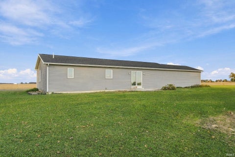 Tiny photo for 4234 E 550 S, Bluffton, IN 46714 (MLS # 202644865)