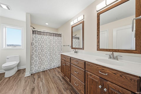Tiny photo for 4234 E 550 S, Bluffton, IN 46714 (MLS # 202644865)