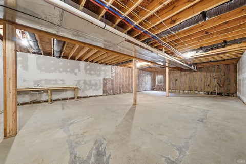Tiny photo for 4234 E 550 S, Bluffton, IN 46714 (MLS # 202644865)