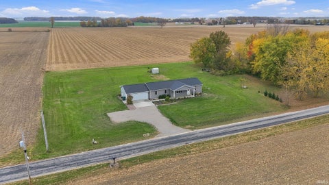 Tiny photo for 4234 E 550 S, Bluffton, IN 46714 (MLS # 202644865)