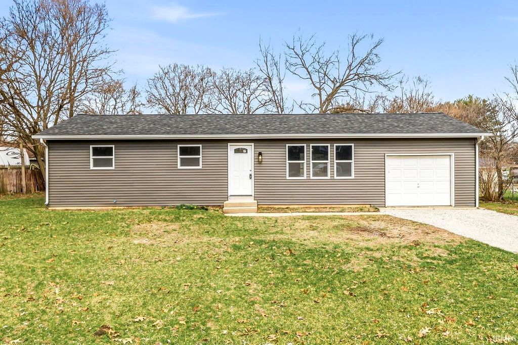 Photo of 1103 E Lake Street Road, Knox, IN 46534 (MLS # 202543755)