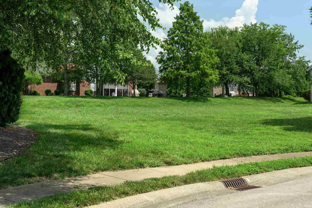 Photo of 2200 Pebble Beach Drive, Newburgh, IN 47630 (MLS # 202626788)