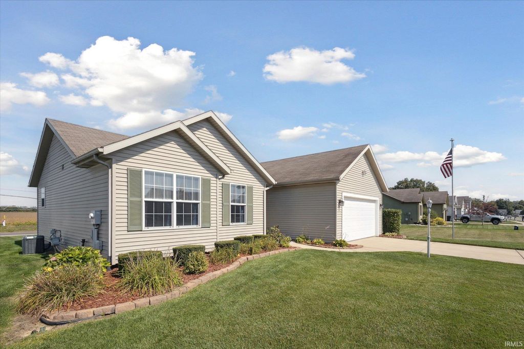 Photo of 4417 Ashard Drive, South Bend, IN 46628 (MLS # 202537821)