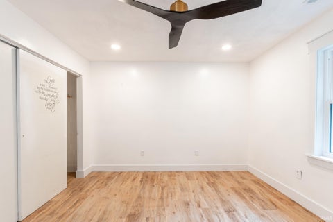 Tiny photo for 2165 E 400 S Road, Wabash, IN 46992 (MLS # 202627598)