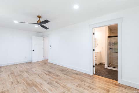 Tiny photo for 2165 E 400 S Road, Wabash, IN 46992 (MLS # 202627598)