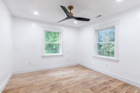 Tiny photo for 2165 E 400 S Road, Wabash, IN 46992 (MLS # 202627598)