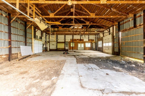 Tiny photo for 2165 E 400 S Road, Wabash, IN 46992 (MLS # 202627598)