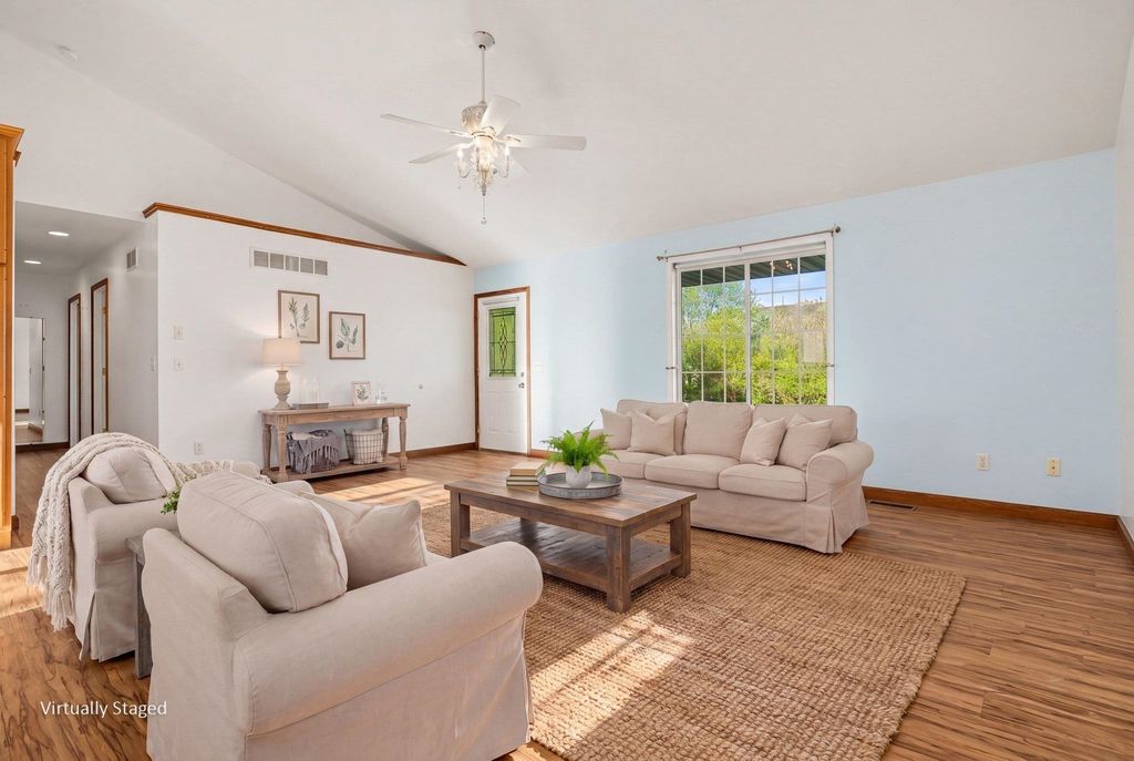 Photo of 12454 Stoney Drive, Middlebury, IN 46540 (MLS # 202614180)