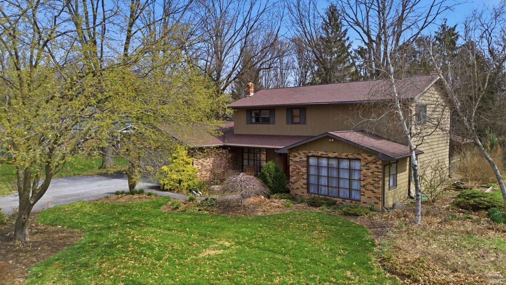 Photo of 3718 High Acre Place, West Lafayette, IN 47906 (MLS # 202610909)