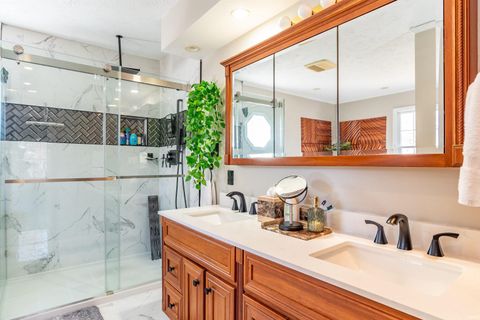Tiny photo for 1407 S Winfield Road, Bloomington, IN 47401 (MLS # 202606887)