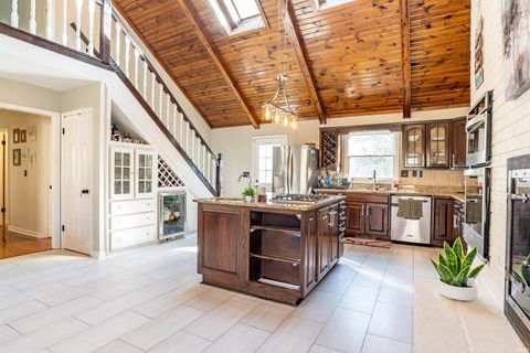 Tiny photo for 1407 S Winfield Road, Bloomington, IN 47401 (MLS # 202606887)