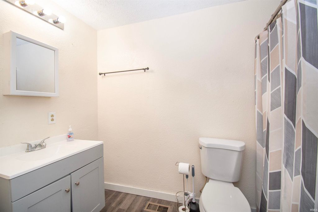 Photo of 410 S gonzer Avenue, Ashley, IN 46705 (MLS # 202605879)