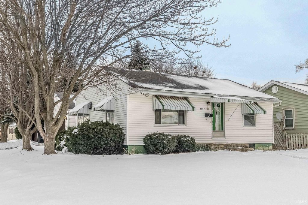 Photo of 4527 Ford Street, South Bend, IN 46619 (MLS # 202549063)