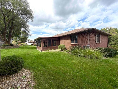 Tiny photo for 211 HARRISON Court, Greentown, IN 46936 (MLS # 202637153)