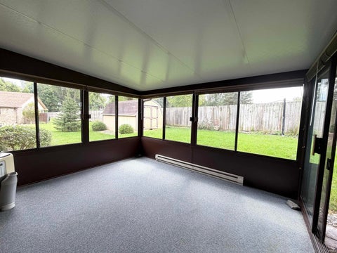 Tiny photo for 211 HARRISON Court, Greentown, IN 46936 (MLS # 202637153)