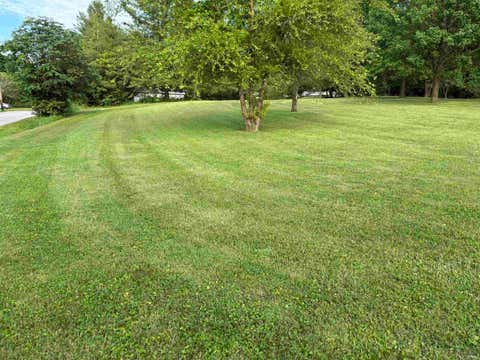 Tiny photo for 391 E County Road 200 N. Road, Paoli, IN 47454 (MLS # 202620835)