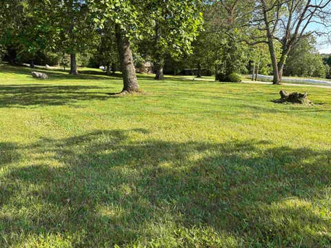 Tiny photo for 391 E County Road 200 N. Road, Paoli, IN 47454 (MLS # 202620835)