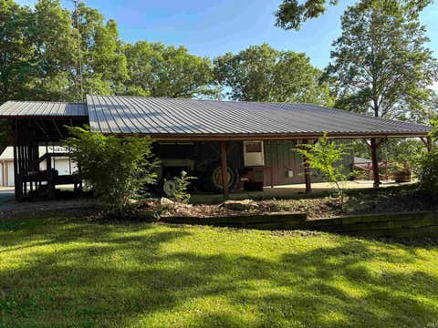 Tiny photo for 391 E County Road 200 N. Road, Paoli, IN 47454 (MLS # 202620835)