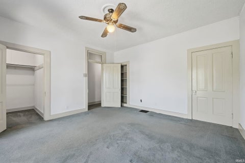 Tiny photo for 1111 Stophlet Street, Fort Wayne, IN 46802 (MLS # 202643586)