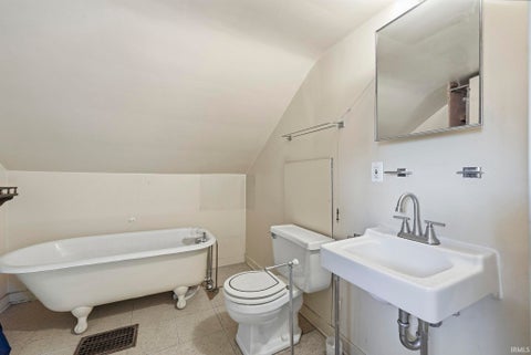 Tiny photo for 1111 Stophlet Street, Fort Wayne, IN 46802 (MLS # 202643586)