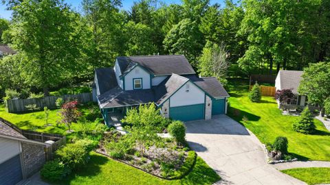 Photo of 5404 Stonehill Court, Fort Wayne, IN 46835 (MLS # 202620445)