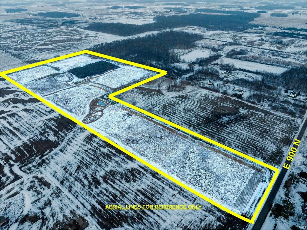 Photo of TBD E 900 N, Kendallville, IN 46755 (MLS # 202549339)