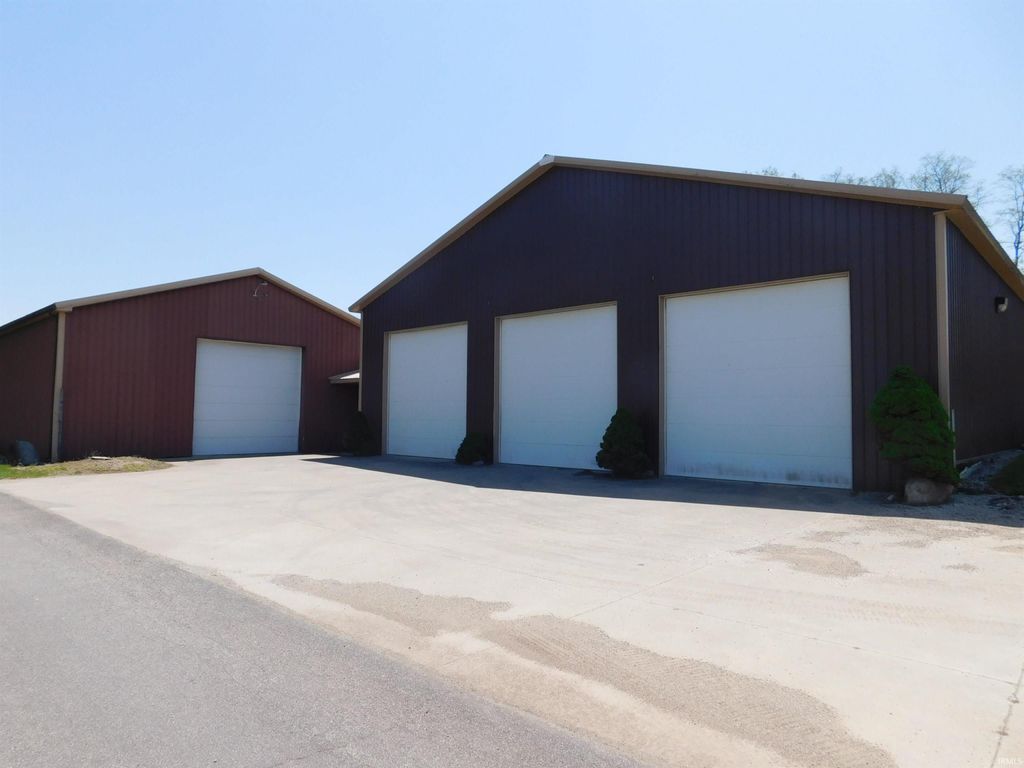 Photo of 109 N Harrison Street, Leesburg, IN 46380 (MLS # 202617702)