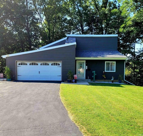 Photo of 329 W North Street, Delphi, IN 46923 (MLS # 202636743)