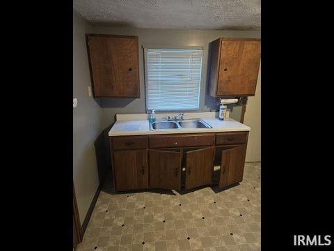 Tiny photo for 309 W 8Th Street, Muncie, IN 47302 (MLS # 202635095)