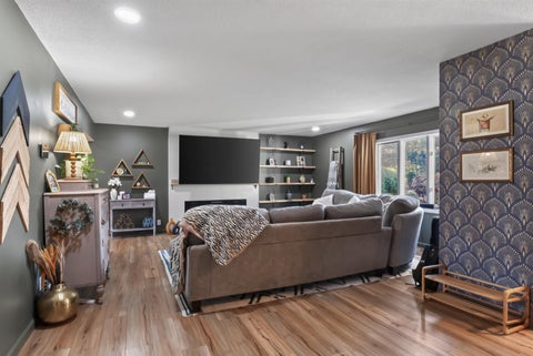 Tiny photo for 30 EMS T6A Lane, Leesburg, IN 46538 (MLS # 202637801)