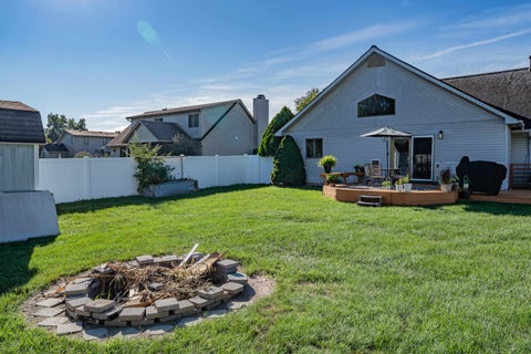 Tiny photo for 30 EMS T6A Lane, Leesburg, IN 46538 (MLS # 202637801)